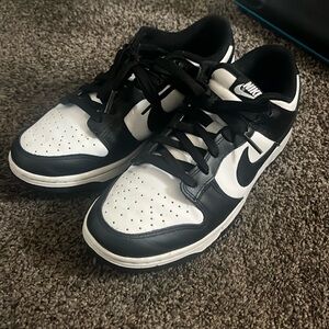 Nike dunks panda